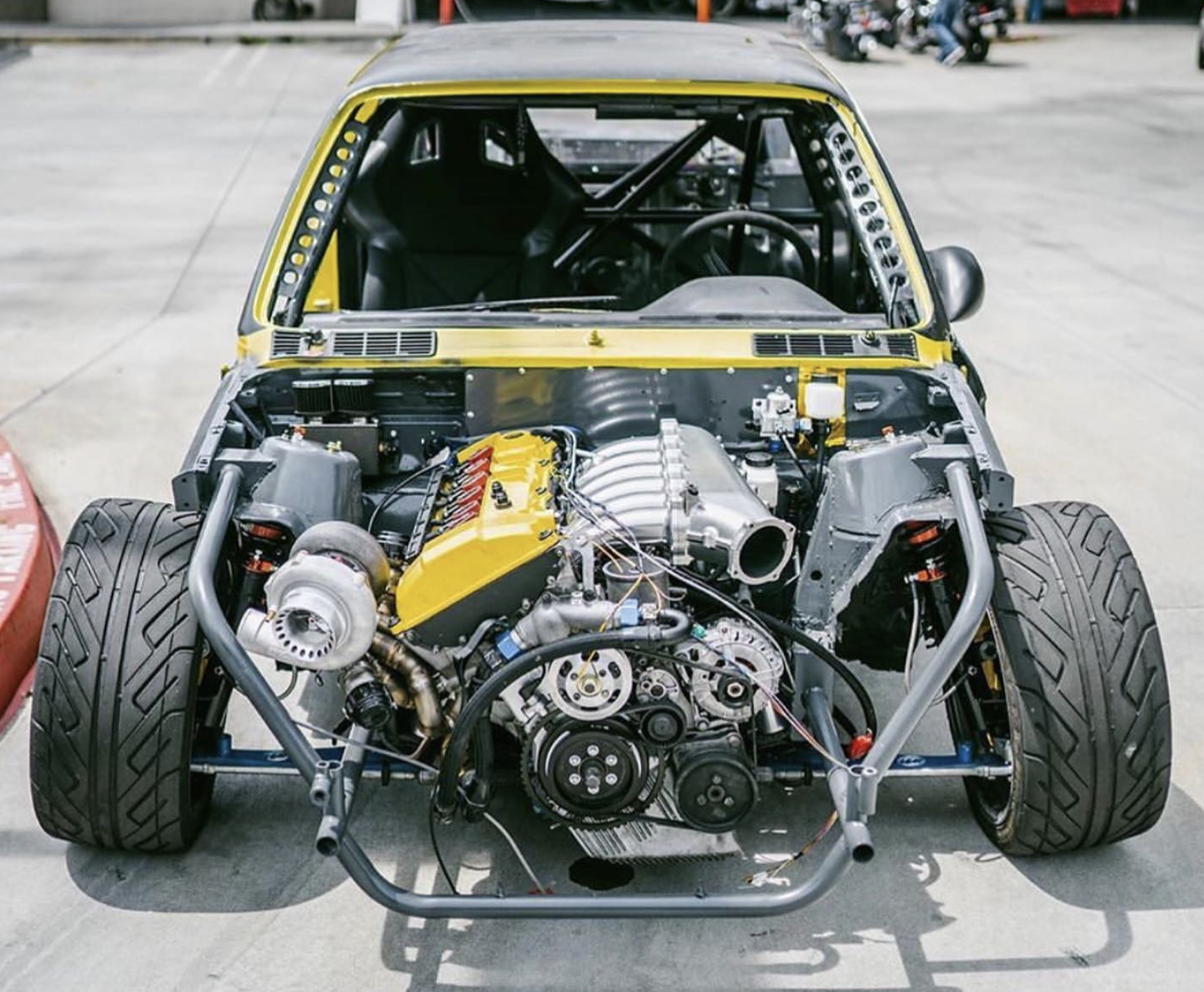 BMW E36 podvozek pro drift